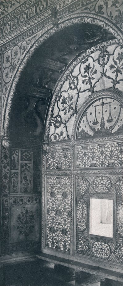 Delhi. The Scales of Justice Carved Marble Screen som begjæringer ble mottatt gjennom., c1910. av Unbekannt