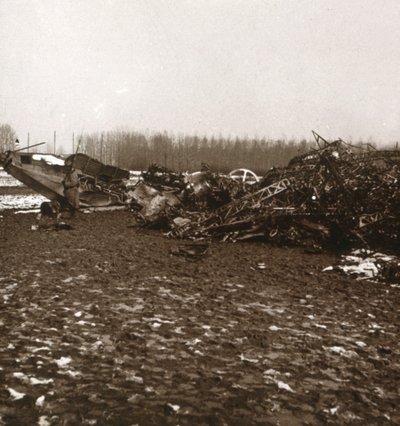 Ødelagt zeppelin, c1914-c1918 av Unbekannt