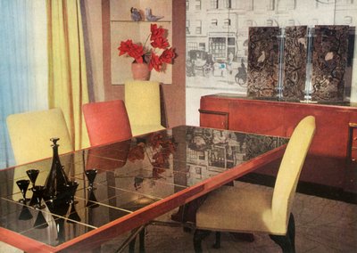 Spisestue i sang-de-boeuf-lakk, av Hayes Marshall for Fortnum & Mason Ltd., London, 1937. av Unbekannt