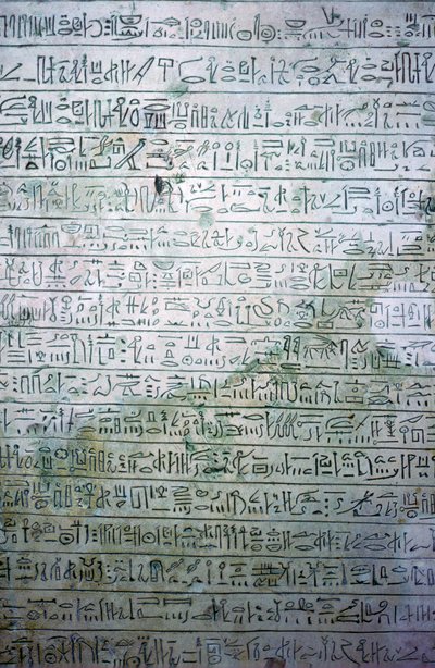 Egyptisk kalksteinstele med hieratisk skrift av Unbekannt