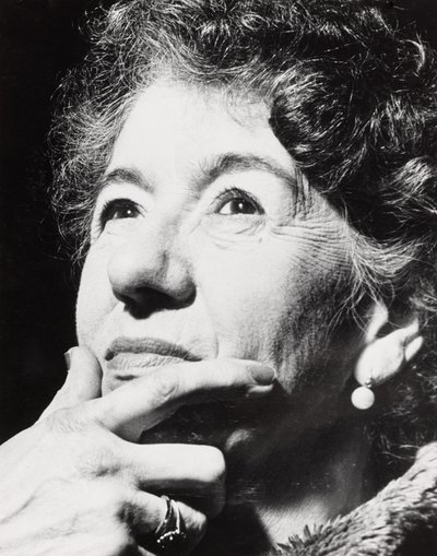 Enid Blyton (1897-1968), britisk barneforfatter av Unbekannt