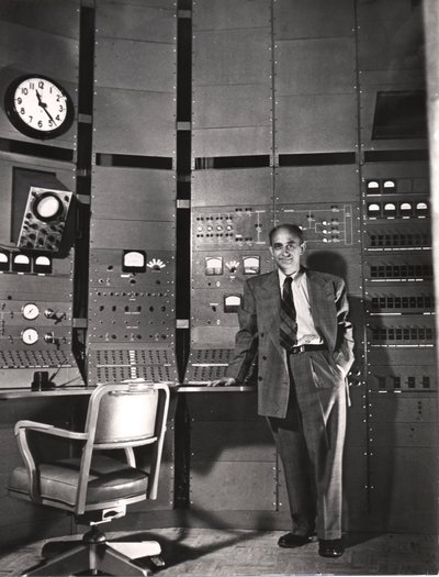 Enrico Fermi , italienskfødt amerikansk kjernefysiker, c1942 av Unbekannt