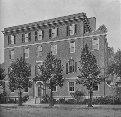 Inngangsfronten på East 57th Street, huset til fru WK Vanderbilt, New York City, 1924 av Unbekannt