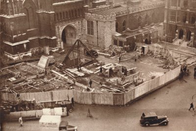 Oppføring av annekset til Westminster Abbey i forkant av kong George VIs kroning, 1937 av Unbekannt