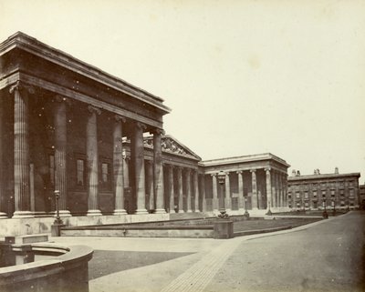 Eksteriør av British Museum, Great Russell Street, London, 1887 av Unbekannt