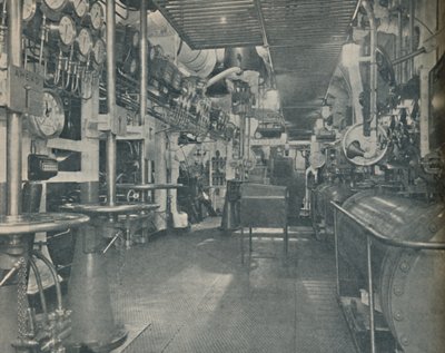 Forward Engine-Room of the Empress of Britain, med kontrollplattform, 1936 av Unbekannt