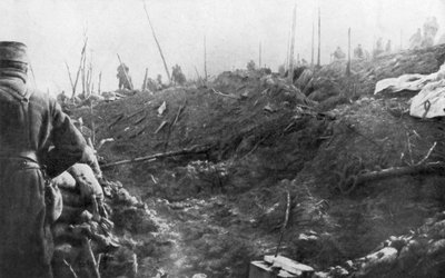 Franske tropper forbereder seg på et tysk motangrep, Eparges-ryggen, nær Verdun, Frankrike, august 1915 av Unbekannt