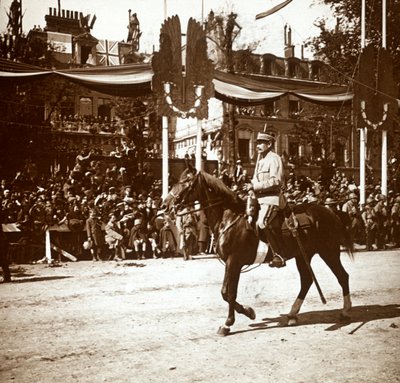 General Toulorge ved seiersparaden, Paris, Frankrike, c1918-c1919 av Unbekannt