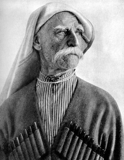 Georgisk mann iført en tcherkeska, 1936 av Unbekannt