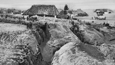 Tysk infanteri i skyttergraver ved Jasionna, Polen, første verdenskrig, 1915 av Unbekannt