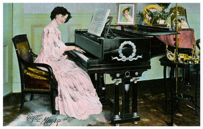 Gertie Millar, britisk skuespillerinne og sanger, spiller piano, c1890-1909 av Unbekannt