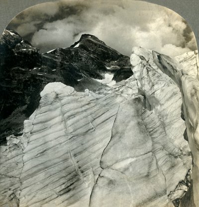 Glacial View in the Canadian Rockies..., B.C., Canada, 1903. av Unbekannt