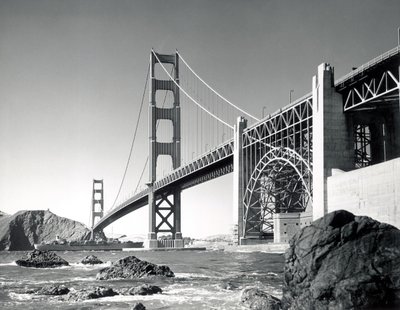 Golden Gate Bridge 1950, California (s/hvitt-bilde) av Unbekannt