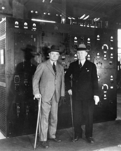 Guglielmo Marconi og David Sarnoff, 1933 av Unbekannt