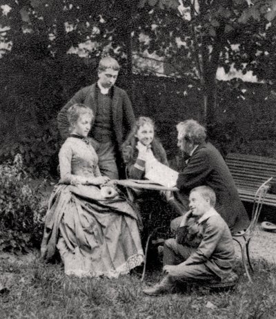Gustave Eiffel, fransk ingeniør, med sin familie, 1882 av Unbekannt