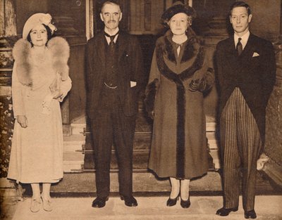 Hjem igjen - kongen, dronningen, med herr og fru Chamberlain, 1938, 1938 av Unbekannt