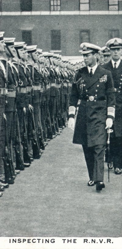 Inspiserer RNVR, 1936 1937 av Unbekannt