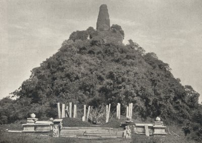 Jetavanarama Dagoba, den yngste av de tre store Dagobas av Anuradhapura på slutten av det 3. århundre e.Kr. av Unbekannt