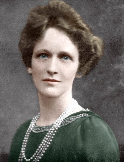 Lady Astor , amerikanskfødt britisk politiker, 1926 av Unbekannt