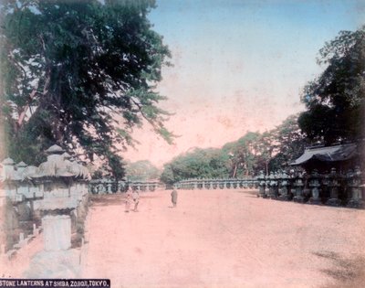 Lykter ved Zojoji i Shiba Park, Tokyo av Unbekannt