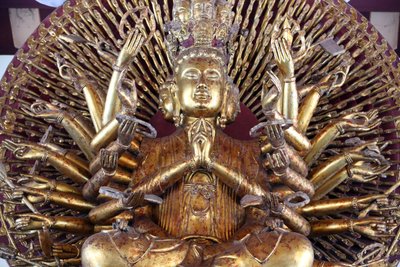 Linh Ung buddhistiske pagode. Tusenarmet Avalokitesvara, Medfølelsens Bodhisattva. Statue. Danang. Vietnam av Unbekannt