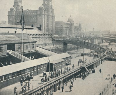 Liverpool Landing Stage er en av de mest interessante elvefrontene i Storbritannia, 1937 av Unbekannt
