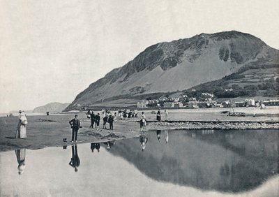 Llanfairechan - The Village and Penmaenmawr Mountain, 1895 av Unbekannt