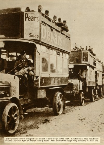 London-busser tar skotske tropper til fronten, første verdenskrig, 1914, 1935. av Unbekannt
