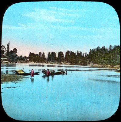 Ser nedover Jhelum fra øya, India, sent på 1800- eller begynnelsen av 1900-tallet av Unbekannt