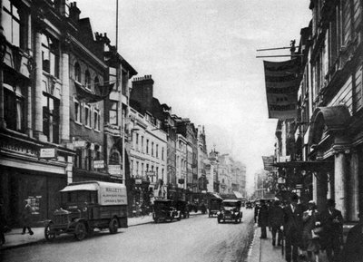 Ser sørover i New Bond Street, London, 1926-1927 av Unbekannt