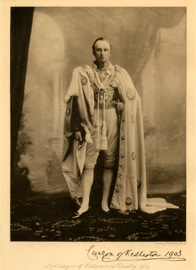 Lord Curzon av Kedleston som visekonge, 1903, 1925. av Unbekannt
