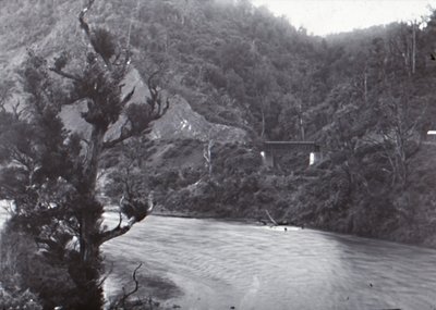 Manawatu Gorge, slutten av 1800-begynnelsen av det 20. århundre. av Unbekannt
