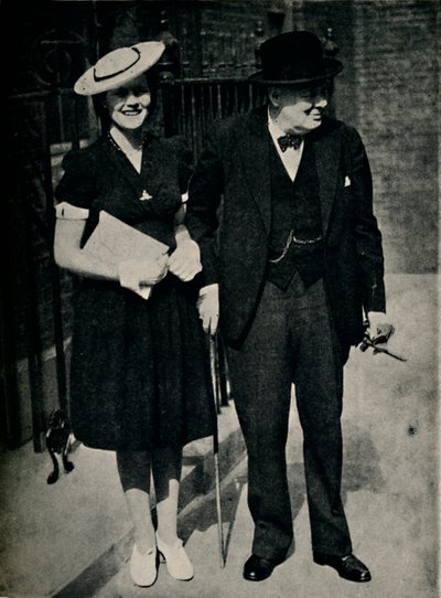 Mary Churchill og hennes far, c1945. av Unbekannt