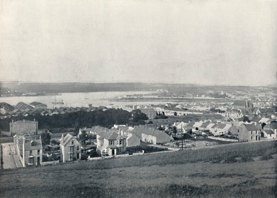 Milford Haven - Generell utsikt over byen og havn, 1895 av Unbekannt