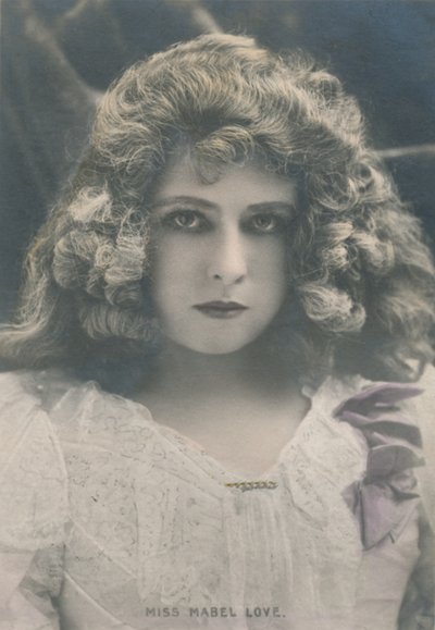 Miss Mabel Love 1874-1953, um 1930 von Unbekannt