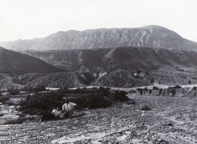 Mount Tarawera, slutten av 1800-begynnelsen av 1900-tallet. av Unbekannt
