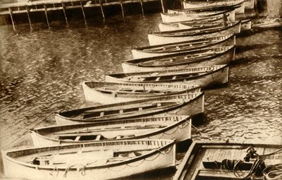 Mute bevis på tragedie: Alt som var igjen av verdens største skip, 1912, 1933. av Unbekannt