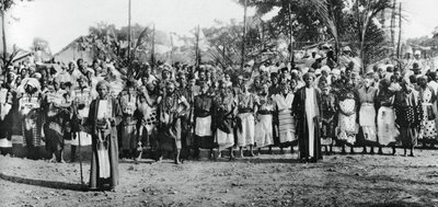 Innfødte dansere i Mombasa, 1924-1925, 1937 av Unbekannt