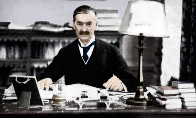 Neville Chamberlain 1869-1940, britisk statsminister, ca 1930-tallet 1936 av Unbekannt