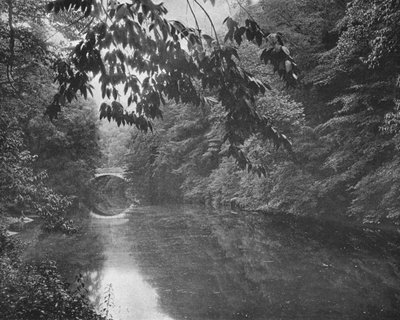 På Wissahickon Creek, Fairmount Park, Philadelphia, USA, c1900. av Unbekannt