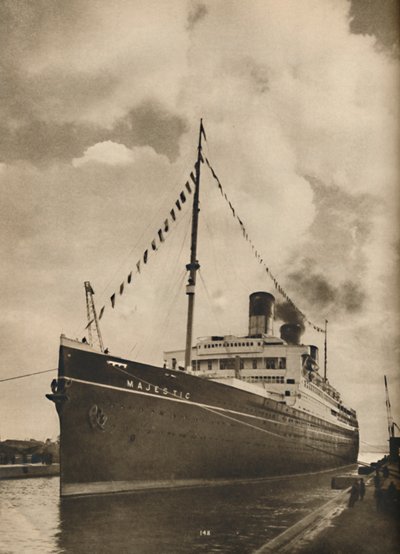 Et av de største skipene som flyter, Majestic eid av Cunard White Star Line, 1936 av Unbekannt