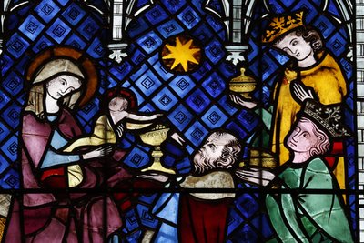 Vår Frue av Strasbourg-katedralen. Glassmaleri vindu. Fødselen. Tilbedelse av magiene. 1300-tallet. Strasbourg. Frankrike. av Unbekannt