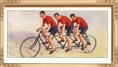 Pacing Triplet, 1939 av Unbekannt