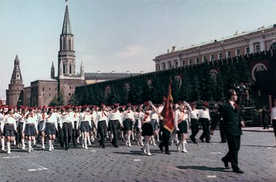 Parade of the Young Pioneers, Røde plass, Moskva, 1972 av Unbekannt