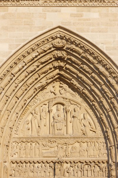 Paris Notre Dame katedral vestfløy: Saint Anne's gate, Paris, Frankrike av Unbekannt