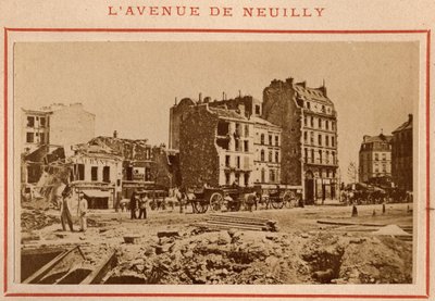 Paris kommune (1871): utsikt over avenue de Neuilly i Paris i mai 1871. Fotografi av Pierre Pepetit. Trykk på papp, Dim. 9x5,4 cm av Unbekannt