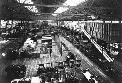 En del av produksjonslinjen ved Fords Highland Park-fabrikk, Detroit, Michigan, USA, c1914 av Unbekannt