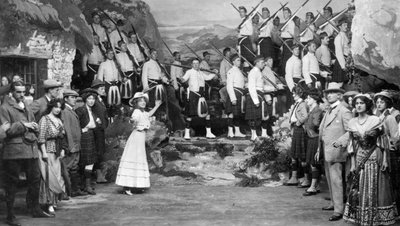 Fremførelse av The Gay Gordons, c1907 av Unbekannt