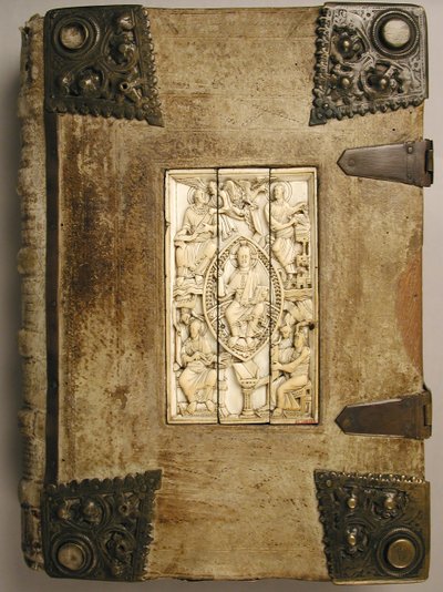 Plakett med Kristus i Majestet og de fire evangelistene, 1000-1100. av Unbekannt
