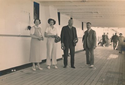 Spille quoits om bord på SS Arandora Star, 1936 av Unbekannt